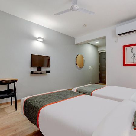 Townhouse Infinity Stays Gurgaon Exterior photo