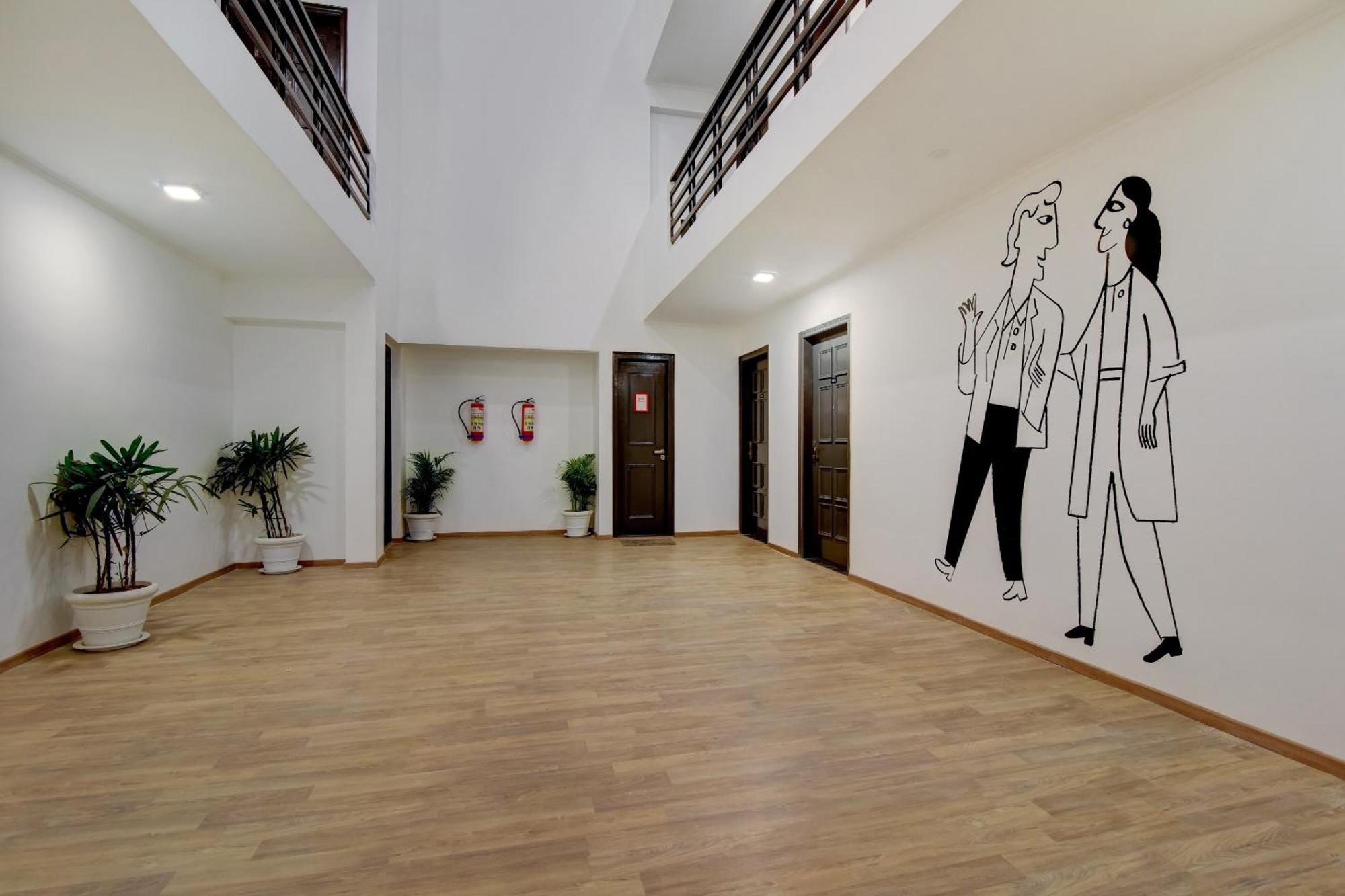 Townhouse Infinity Stays Gurgaon Exterior photo